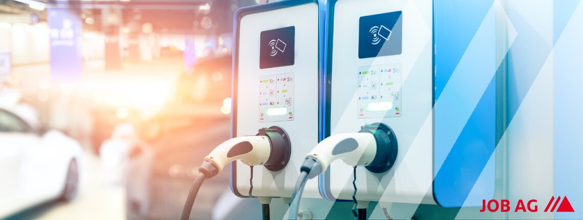 Mitarbeiter in der High-Tech Produktion